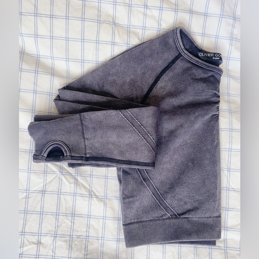 Grey Stone Wash Long Sleeve Workout Top size Small